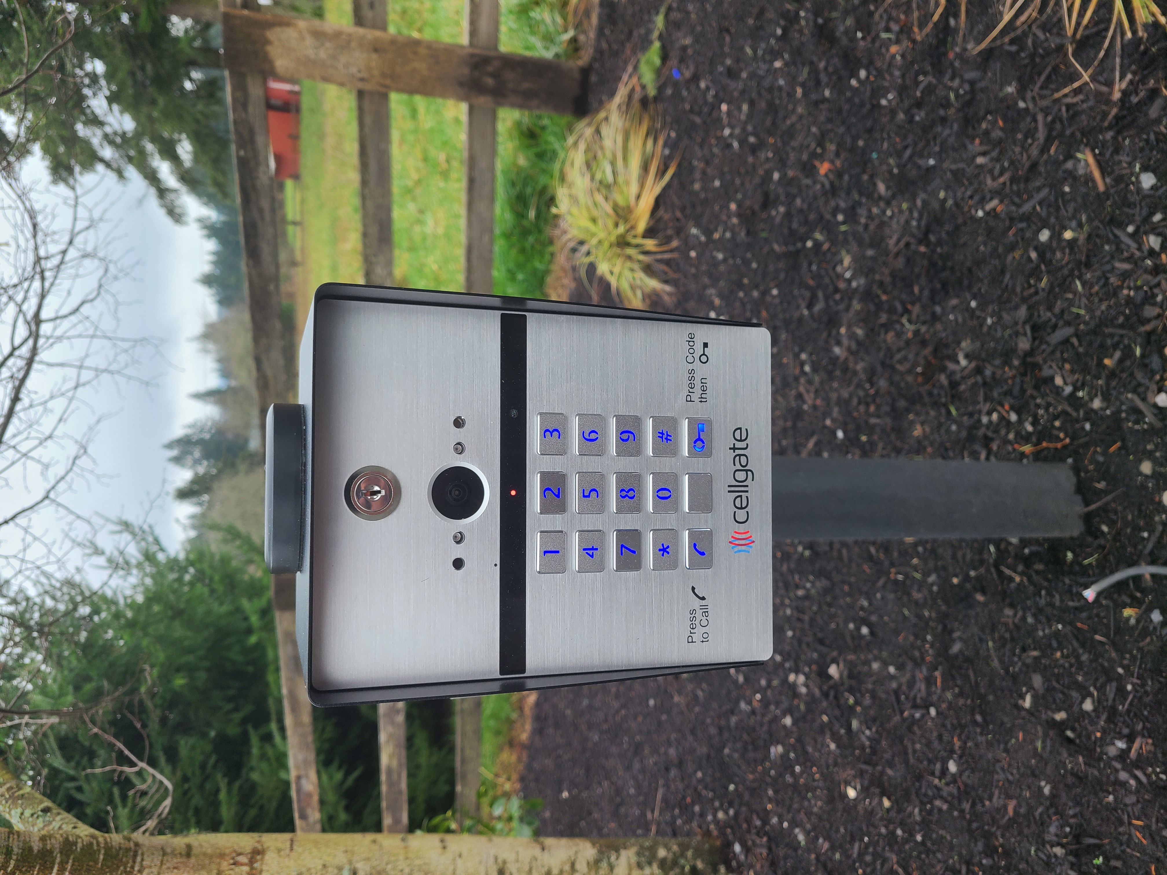 Choosing the Best Fence for Your Home in Houston - Image 7